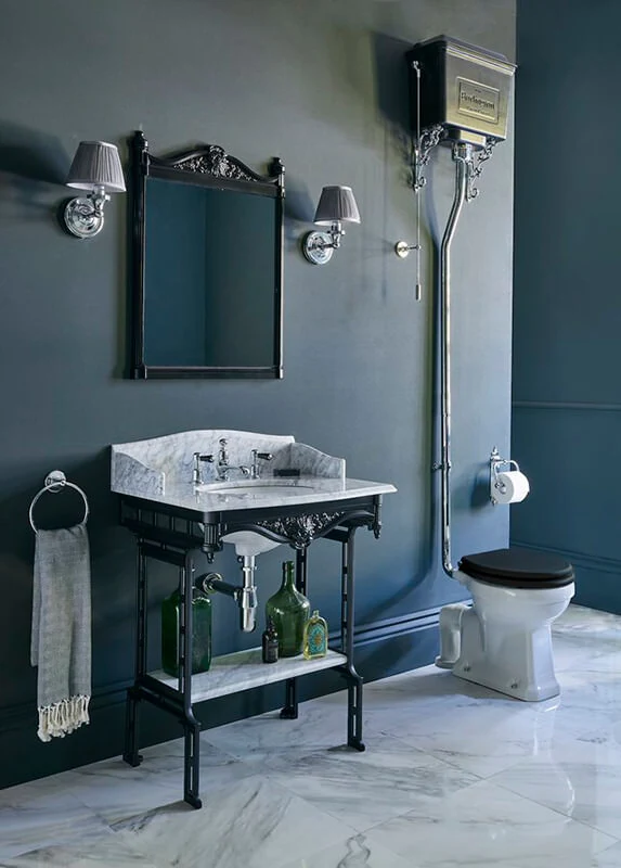bold&nbsp;blue&nbsp;indigo walls with marble vanity