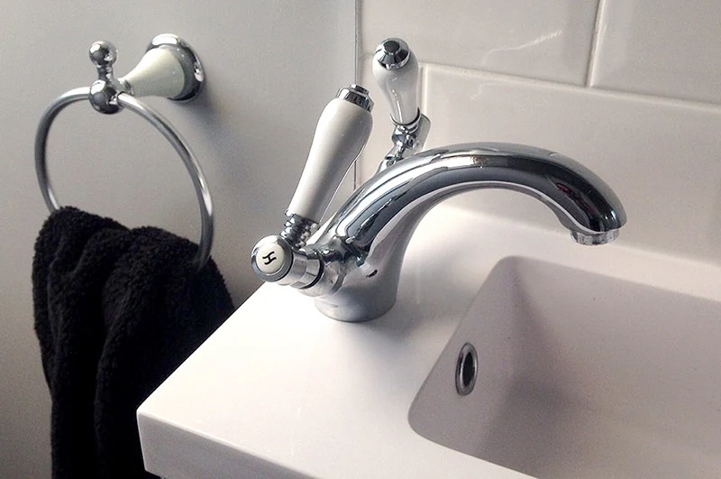 Phoenix YO Series Basin Mono Mixer Tap