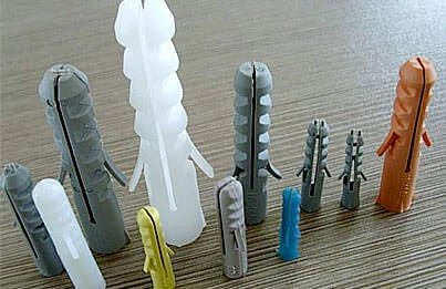 Plastic anchors